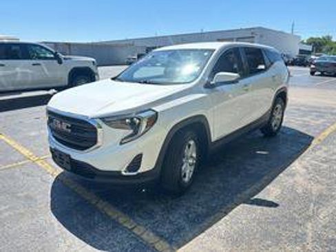 Used 2019 GMC Terrain SLE AWD/4WD image 2