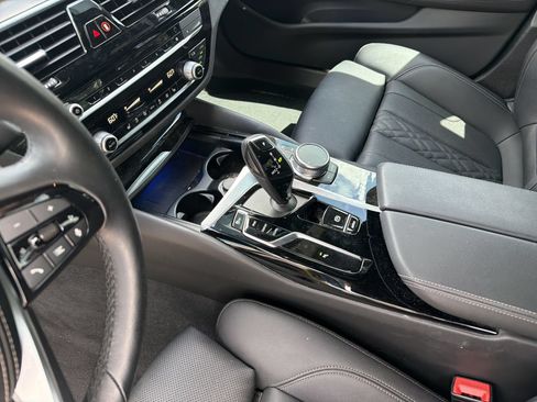 Certified 2023 BMW 530i xDrive w/ Premium Package AWD/4WD image 22
