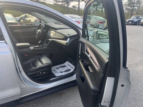 Used 2019 Cadillac XT5 Luxury AWD/4WD image 12