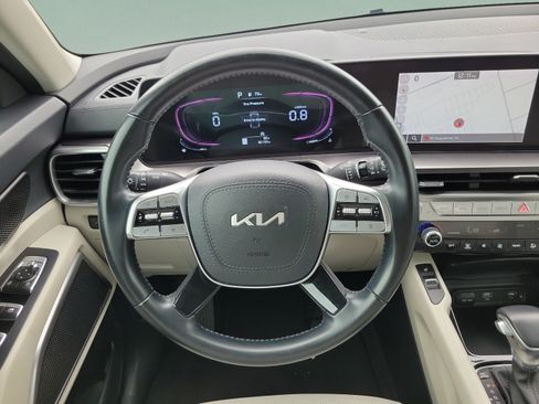 Used 2024 Kia Telluride S w/ S Sunroof Package FWD image 13