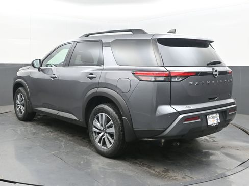 New 2026 Nissan Pathfinder SL FWD image 6