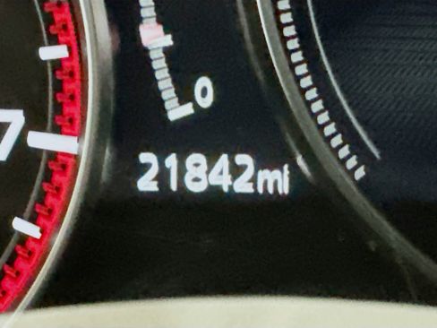 Used 2024 MAZDA MAZDA3 s image 19