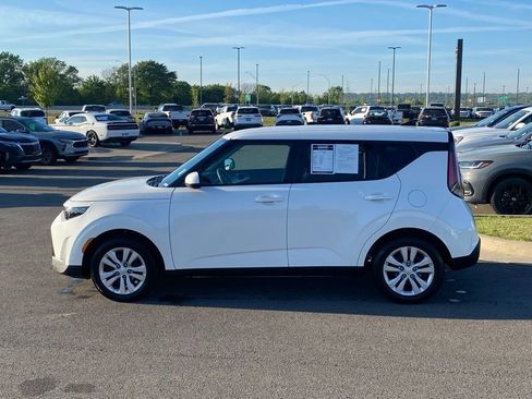 Certified 2024 Kia Soul LX FWD image 4