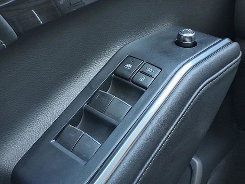 Used 2020 Toyota Highlander Platinum image 33