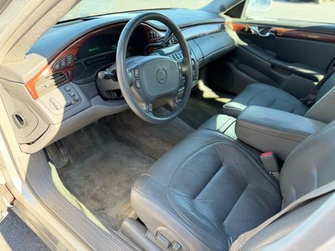 Used 2003 Cadillac De Ville Standard image 9