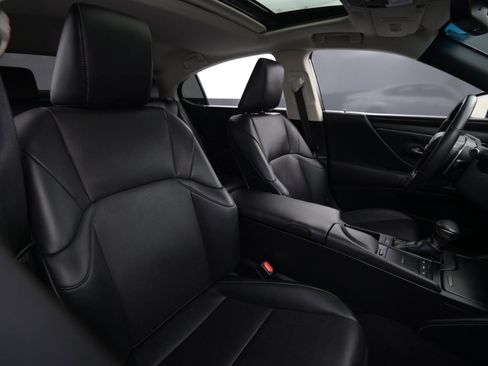 Used 2019 Lexus ES 350 image 49