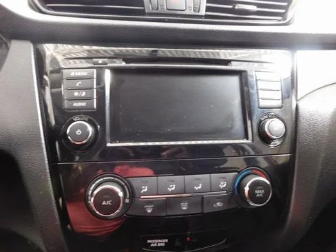 Used 2019 Nissan Rogue Sport S w/ Appearance Package image 29