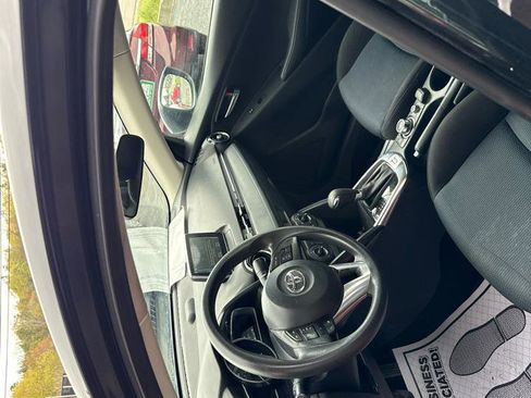 Used 2017 Toyota Yaris iA FWD image 13