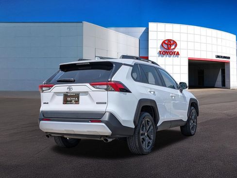 Used 2024 Toyota RAV4 Adventure AWD/4WD image 10