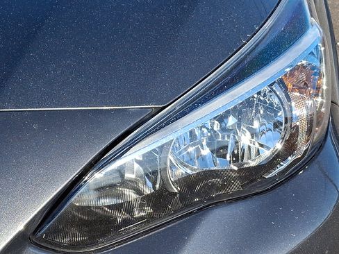 Used 2023 Subaru Crosstrek 2.0i Premium w/ Popular Package #3 image 9