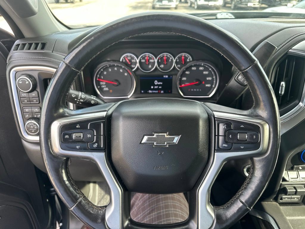 Used 2019 Chevrolet Silverado 1500 RST AWD/4WD image 25