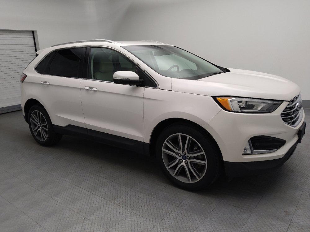Used 2019 Ford Edge Titanium w/ Cold Weather Package AWD/4WD image 11