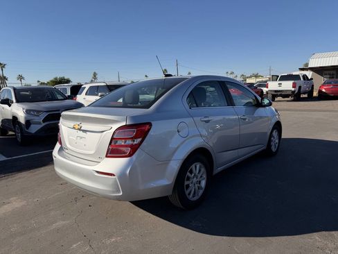 Used 2019 Chevrolet Sonic LT image 9