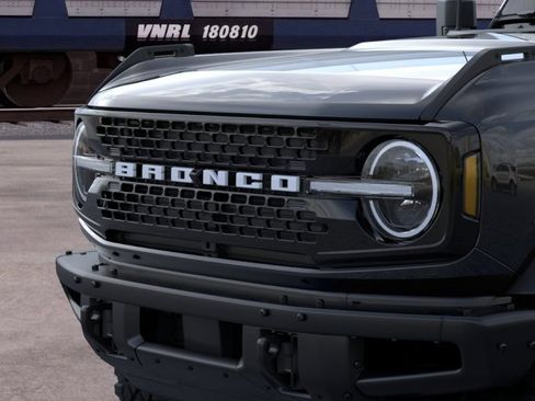 New 2026 Ford Bronco Badlands AWD/4WD image 19