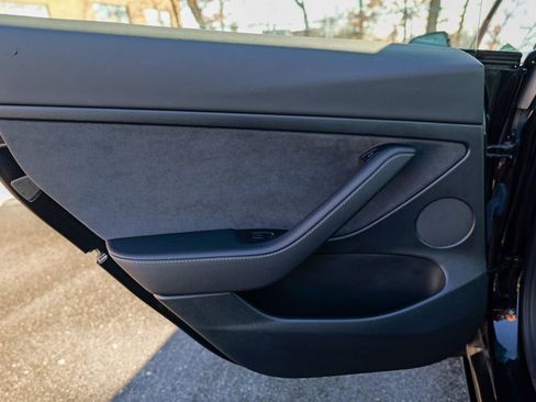 Used 2023 Tesla Model 3 Standard Range image 22