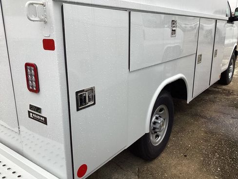 New 2025 Chevrolet Express 3500 w/ Power Convenience Package RWD image 8