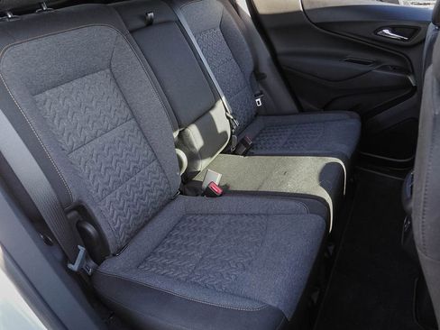 Used 2023 Chevrolet Equinox LT FWD image 20