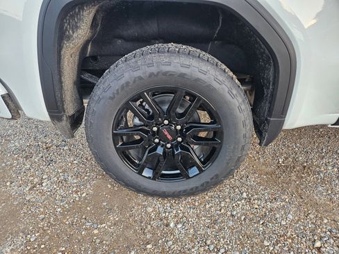 New 2026 GMC Sierra 1500 Elevation w/ Preferred Package image 29