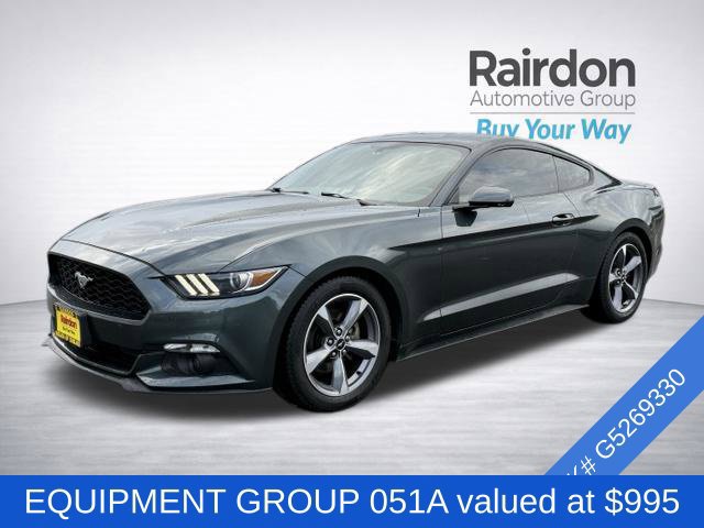Used 2016 Ford Mustang Coupe w/ Equipment Group 051A RWD image 3
