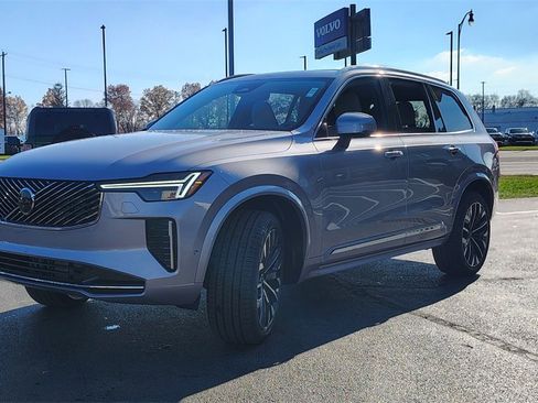 New 2026 Volvo XC90 B6 Plus image 6