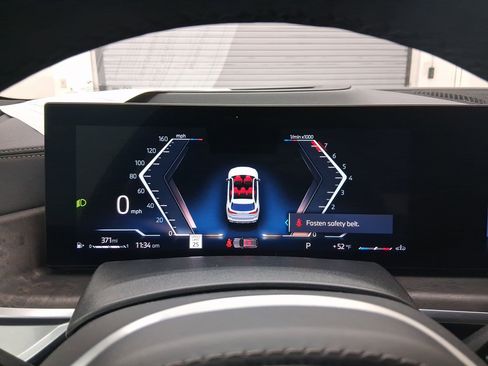 Used 2025 BMW X5 sDrive40i image 18