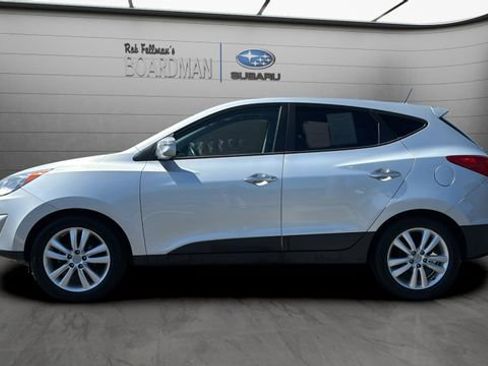 Used 2010 Hyundai Tucson Limited w/ Premium Pkg 4 FWD image 9