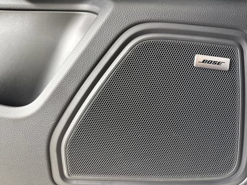 Certified 2023 Porsche Macan S w/ Premium Package Plus AWD/4WD image 35