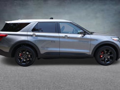 Used 2021 Ford Explorer ST w/ Equipment Group 401A AWD/4WD image 2
