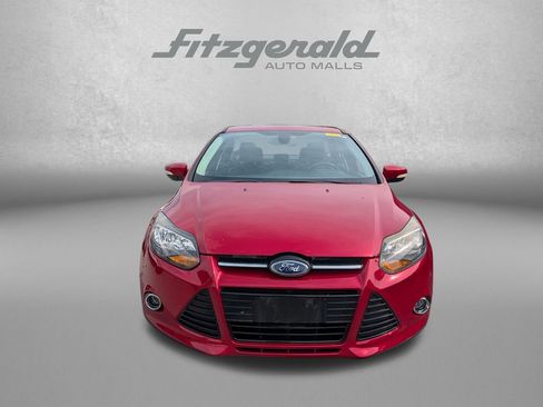 Used 2012 Ford Focus Titanium FWD image 2