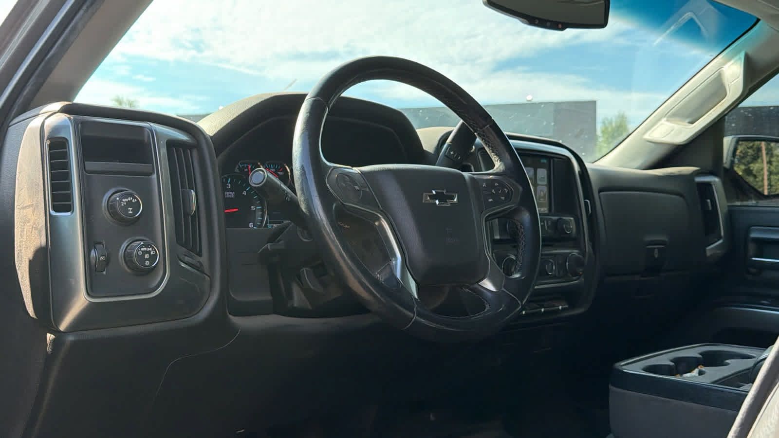 Used 2017 Chevrolet Silverado 1500 LT w/ All Star Edition AWD/4WD image 10