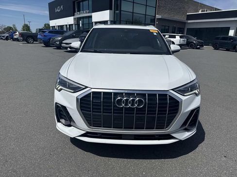 Used 2024 Audi Q3 2.0T Premium image 2