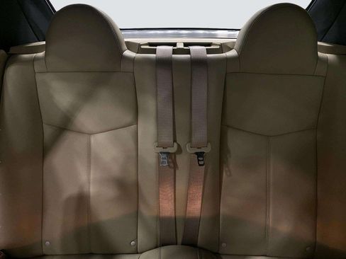 Used 2013 Chrysler 200 Limited FWD image 24