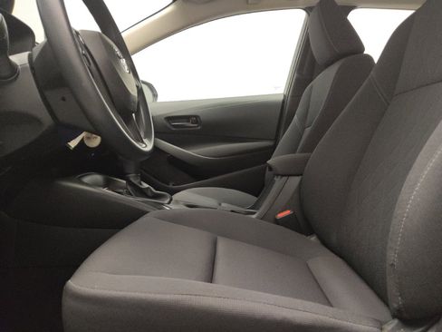 Used 2024 Toyota Corolla LE FWD image 17