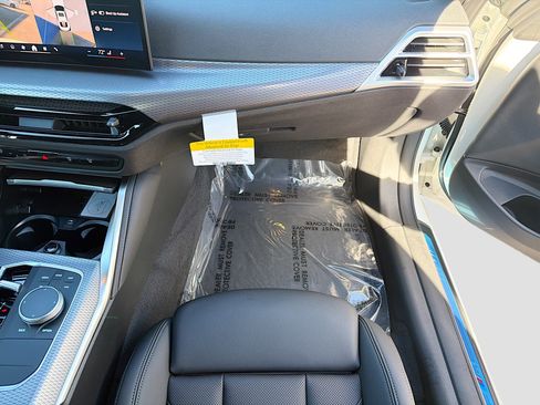 New 2026 BMW 430i Coupe w/ M Sport Package image 18