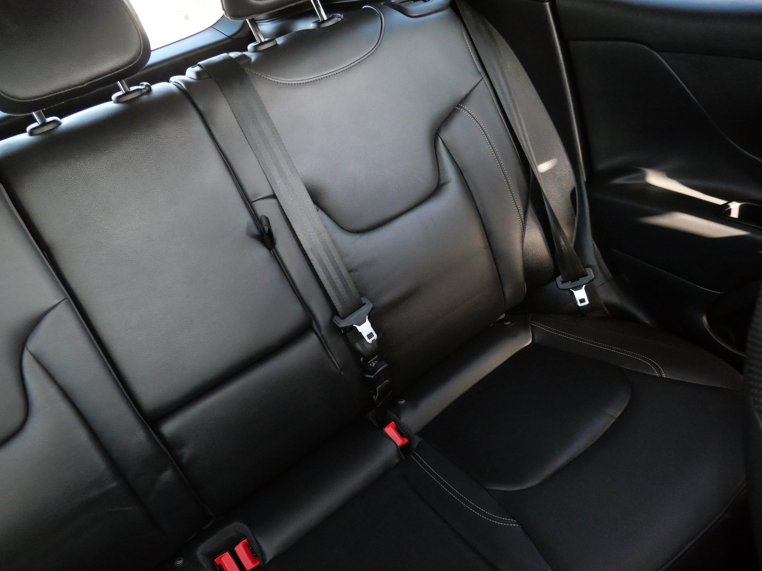Used 2016 Jeep Renegade Limited AWD/4WD image 10