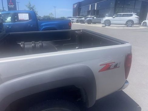 Used 2004 Chevrolet Colorado LS w/ Power Convenience Package image 4