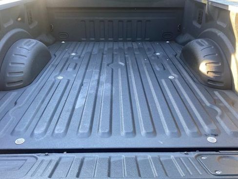 Used 2024 Ford F250 Lariat w/ Sport Appearance Package AWD/4WD image 30