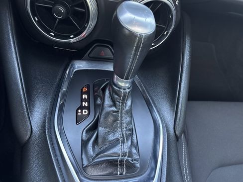 Used 2022 Chevrolet Camaro LT image 30