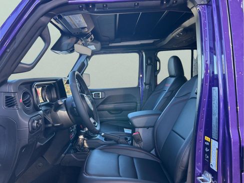 New 2026 Jeep Wrangler Unlimited Rubicon w/ Safety Group image 26