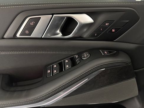 Used 2026 BMW X5 sDrive40i w/ Climate Comfort Package image 13