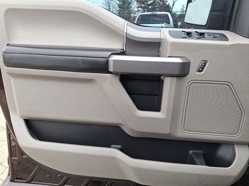 Used 2020 Ford F150 XLT w/ Equipment Group 302A Luxury image 12