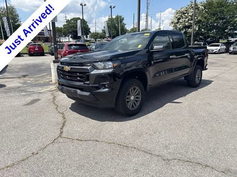 Used 2024 Chevrolet Colorado LT w/ LT Convenience Package RWD image 7