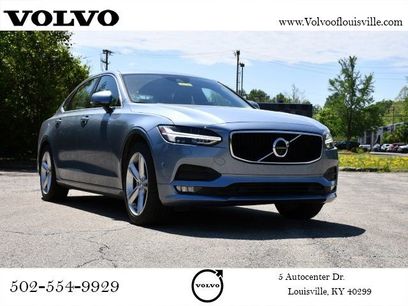 Used 2018 Volvo S90 T5 Momentum w/ Convenience Package
