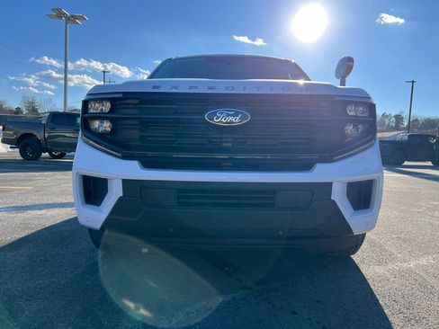 New 2026 Ford Expedition Max Active image 3