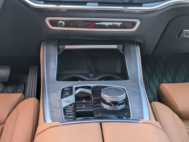 Used 2026 BMW X5 xDrive40i w/ Climate Comfort Package AWD/4WD image 21