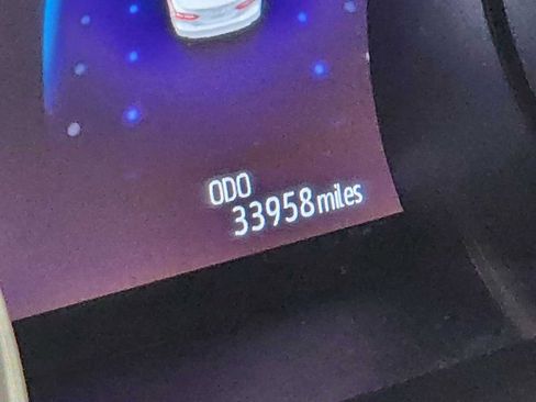 Used 2023 Toyota Camry XLE image 2