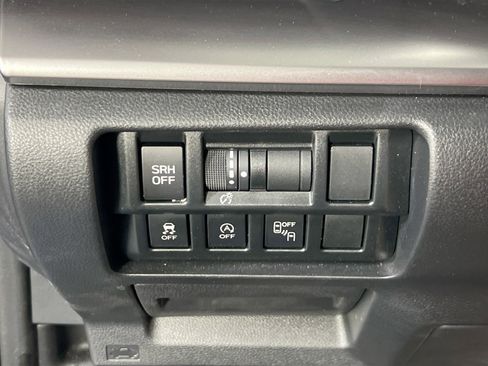 Used 2023 Subaru Crosstrek 2.5i Limited w/ Moonroof Package image 10