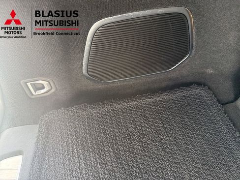 Used 2023 Jeep Grand Cherokee L Summit w/ Advanced Protech Group IV image 38