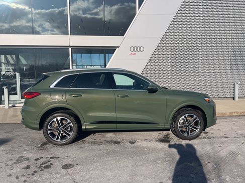 Used 2025 Audi Q5 Premium Plus w/ Premium Plus image 19