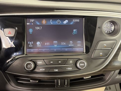 Certified 2020 Buick Envision Essence w/ Experience Buick Package AWD/4WD image 11